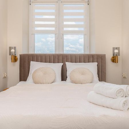 Basztowa Apartments By Vsi Krakow Ngoại thất bức ảnh