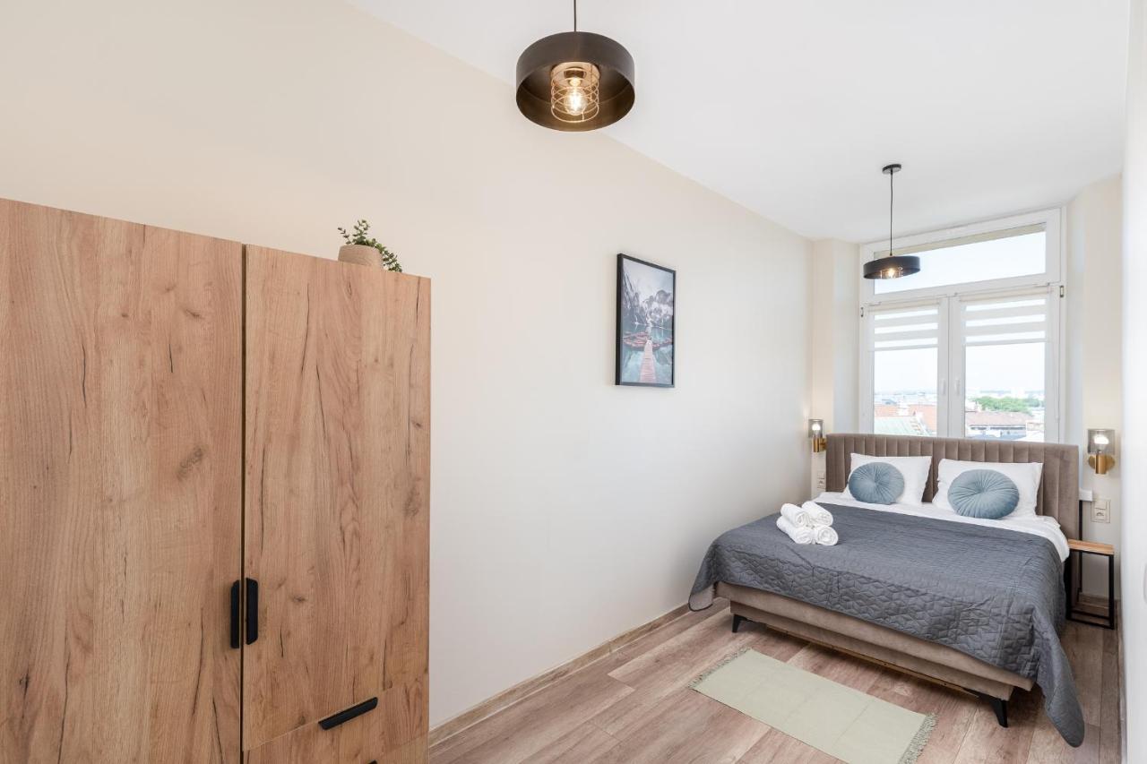 Basztowa Apartments By Vsi Krakow Ngoại thất bức ảnh