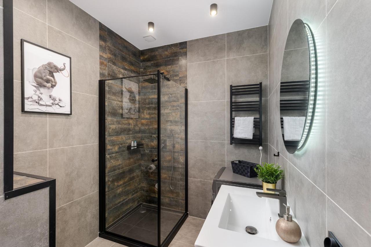 Basztowa Apartments By Vsi Krakow Ngoại thất bức ảnh