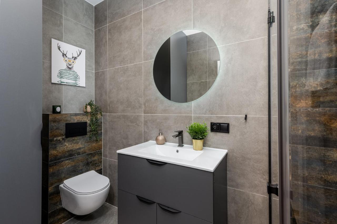 Basztowa Apartments By Vsi Krakow Ngoại thất bức ảnh
