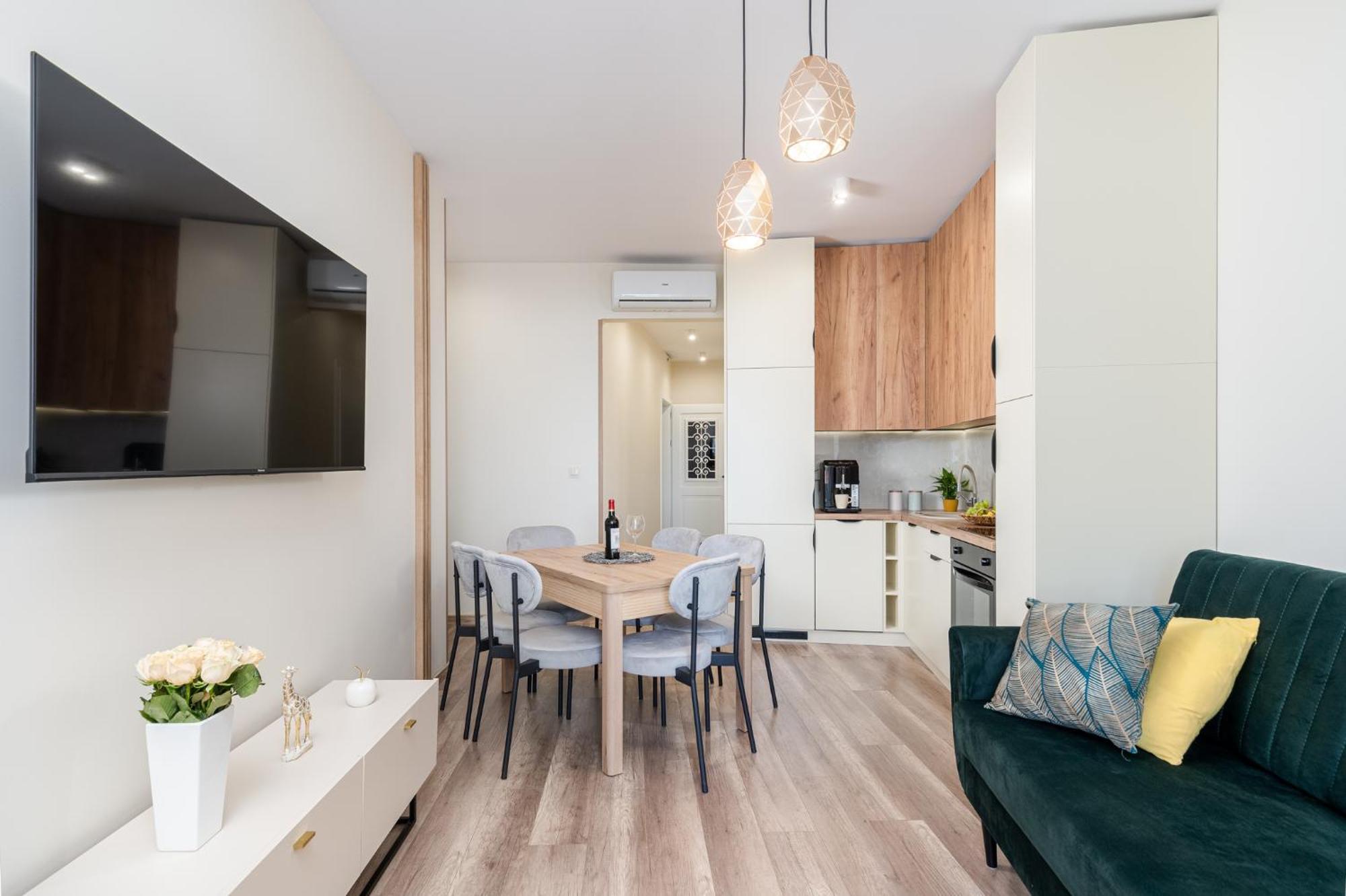 Basztowa Apartments By Vsi Krakow Ngoại thất bức ảnh