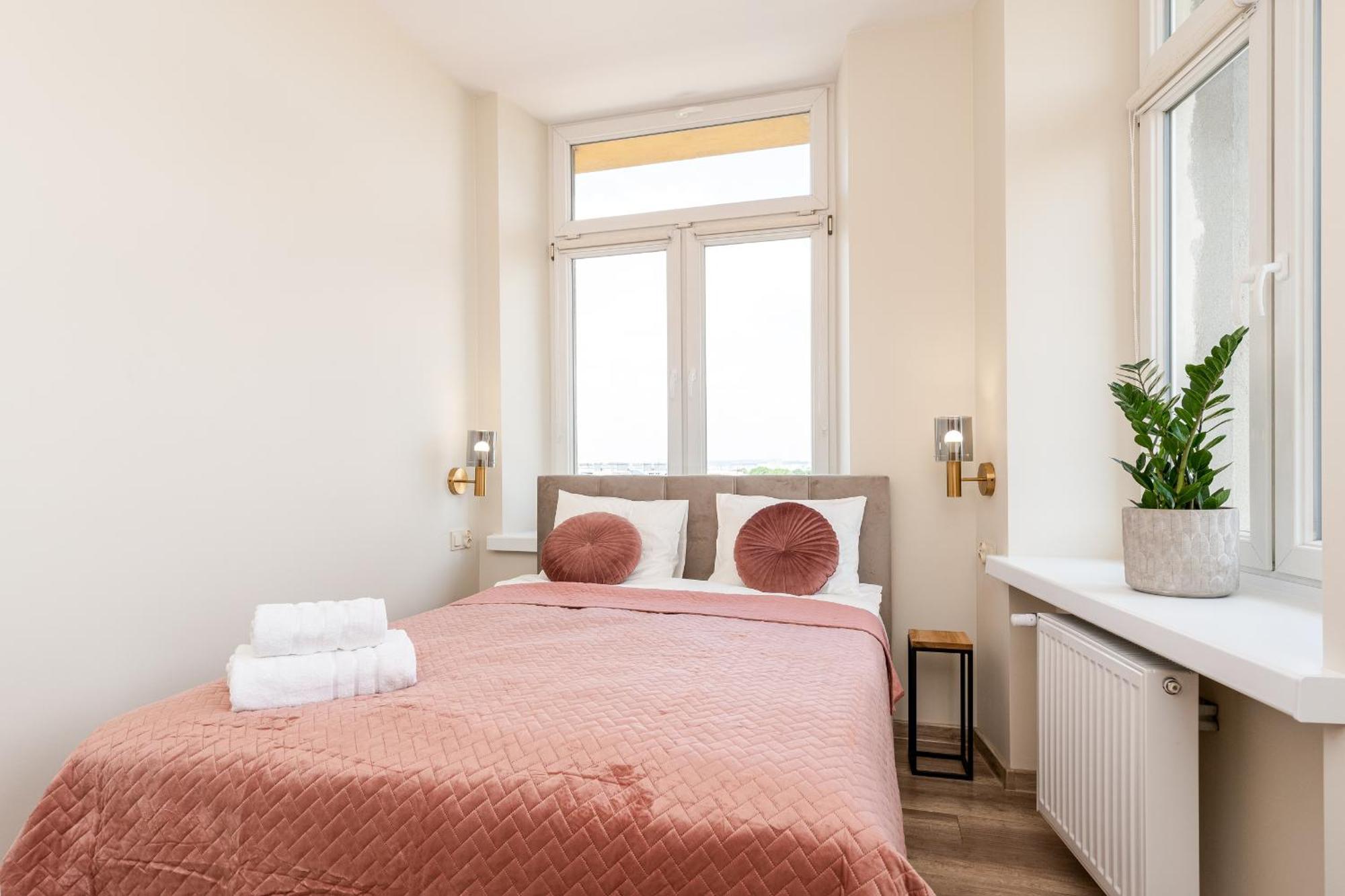 Basztowa Apartments By Vsi Krakow Ngoại thất bức ảnh
